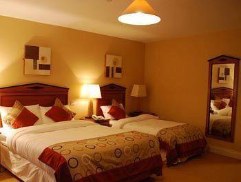 Davitts Guesthouse Кенмар Экстерьер фото